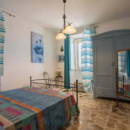 Maniace Sea View Apartment By Ortigia Apartments Syracuse Esterno foto
