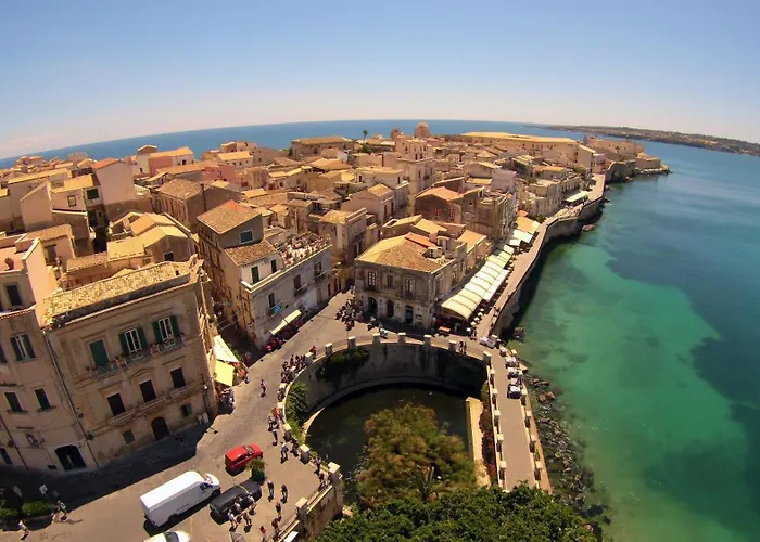 Maniace Sea View Apartment By Ortigia Apartments
